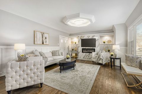 Tiny photo for 9001 S Claremont Avenue, Chicago, IL 60643 (MLS # 12603521)