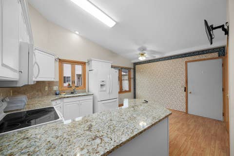 Tiny photo for 3964 Partridge Circle, Bettendorf, IA 52722 (MLS # 12690887)