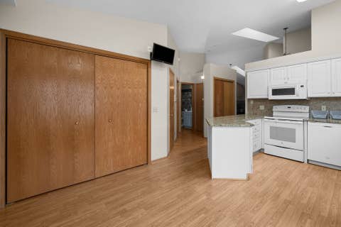 Tiny photo for 3964 Partridge Circle, Bettendorf, IA 52722 (MLS # 12690887)