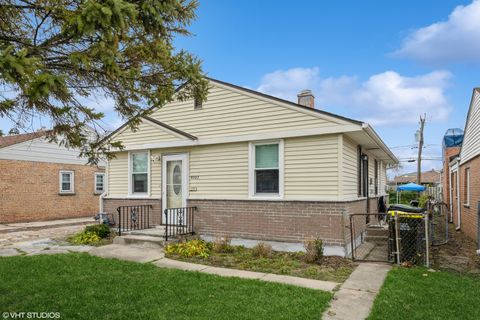 A home in Schiller Park