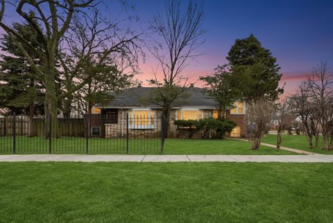 Photo of 2247 E 96th Street, Chicago, IL 60617 (MLS # 12598075)