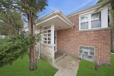 Photo of 2247 E 96th Street, Chicago, IL 60617 (MLS # 12598075)