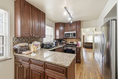 Tiny photo for 4622 N Springfield Avenue, Chicago, IL 60625 (MLS # 12612586)