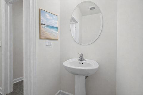 Tiny photo for 35 Woodland Trail, Lincolnshire, IL 60069 (MLS # 12573441)