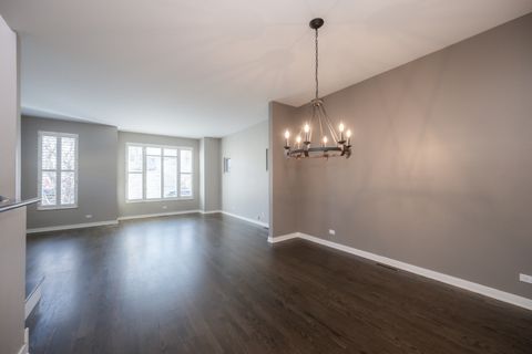 Tiny photo for 1701 W BYRON Street, Chicago, IL 60613 (MLS # 12539393)
