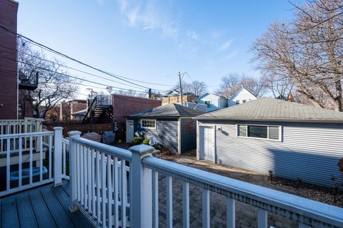 Tiny photo for 1701 W BYRON Street, Chicago, IL 60613 (MLS # 12539393)