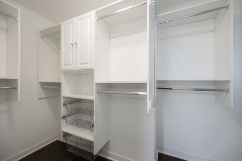 Tiny photo for 1701 W BYRON Street, Chicago, IL 60613 (MLS # 12539393)