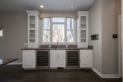 Tiny photo for 1701 W BYRON Street, Chicago, IL 60613 (MLS # 12539393)