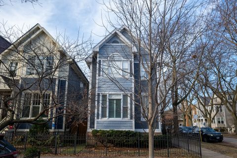 Tiny photo for 1701 W BYRON Street, Chicago, IL 60613 (MLS # 12539393)