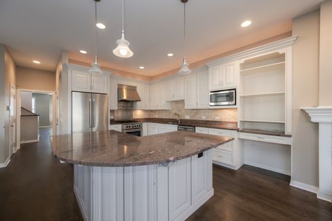 Tiny photo for 1701 W BYRON Street, Chicago, IL 60613 (MLS # 12539393)