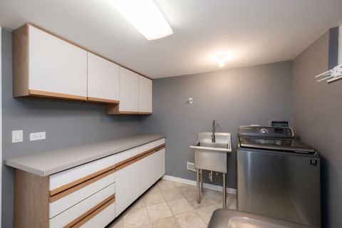 Tiny photo for 1701 W BYRON Street, Chicago, IL 60613 (MLS # 12539393)