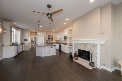 Tiny photo for 1701 W BYRON Street, Chicago, IL 60613 (MLS # 12539393)