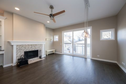 Tiny photo for 1701 W BYRON Street, Chicago, IL 60613 (MLS # 12539393)