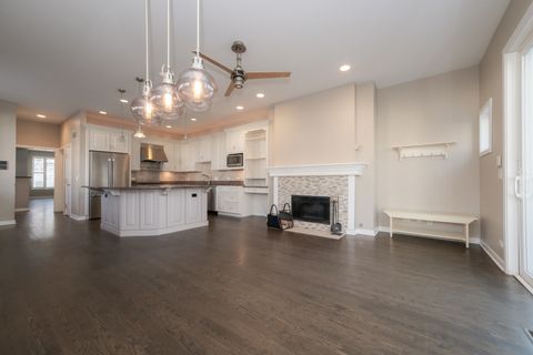Tiny photo for 1701 W BYRON Street, Chicago, IL 60613 (MLS # 12539393)