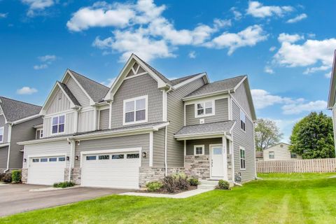 Photo of 327 Lasalle Lane, Buffalo Grove, IL 60089 (MLS # 12475768)