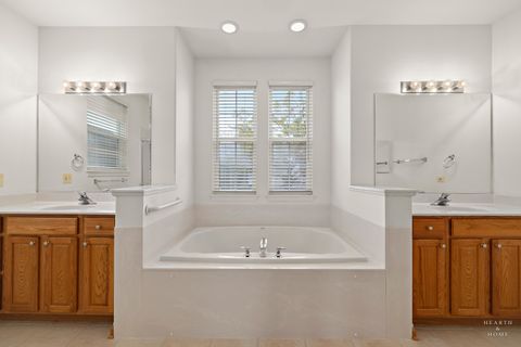 Tiny photo for 13116 Eakin Creek Court, Huntley, IL 60142 (MLS # 12501840)