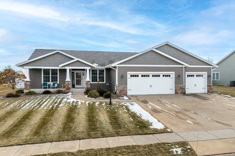 Photo of 339 Hillside Drive, Eldridge, IA 52748 (MLS # 12562832)