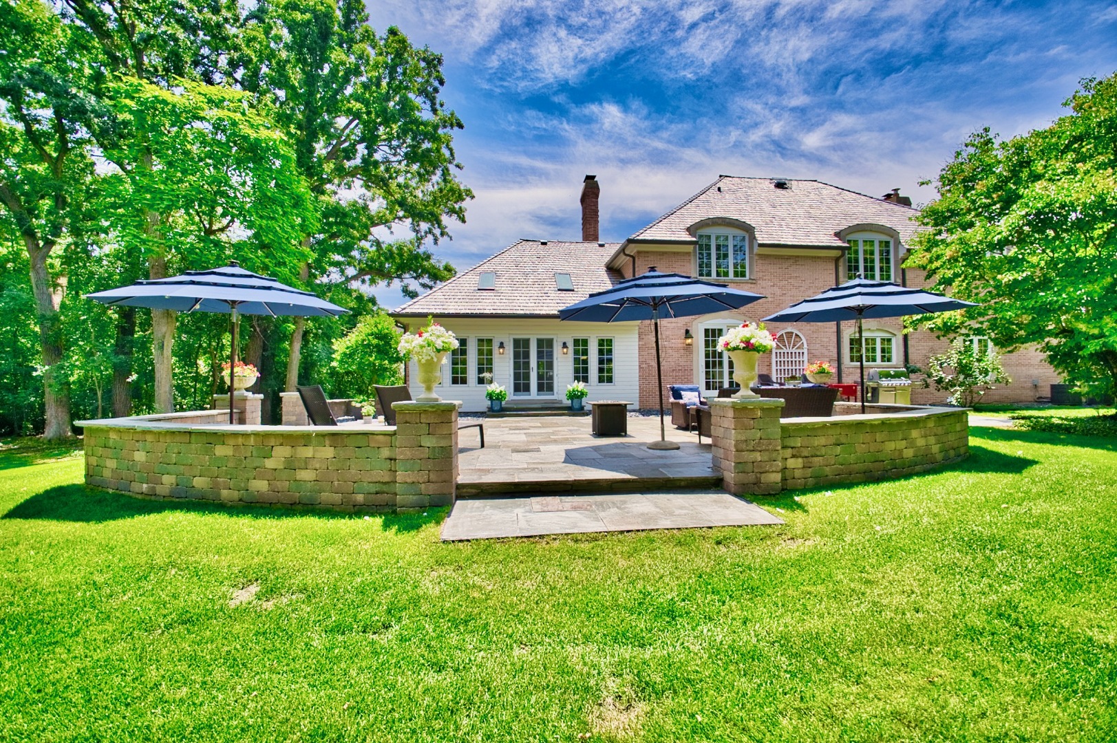 560 Jacqulyn Lane