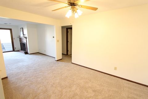 Tiny photo for 1111 E Jefferson Street #3, Bloomington, IL 61701 (MLS # 12292309)