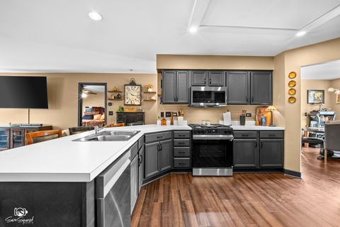 Tiny photo for 5307 Floralwood Court, Plainfield, IL 60586 (MLS # 12647519)