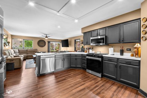Tiny photo for 5307 Floralwood Court, Plainfield, IL 60586 (MLS # 12647519)