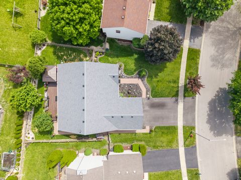Tiny photo for 5307 Floralwood Court, Plainfield, IL 60586 (MLS # 12647519)
