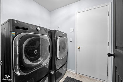 Tiny photo for 5307 Floralwood Court, Plainfield, IL 60586 (MLS # 12647519)