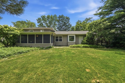 Tiny photo for 742 E Baldwin Road, Palatine, IL 60074 (MLS # 12727695)
