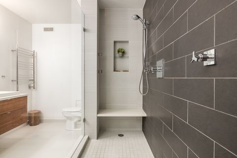 Tiny photo for 1313 N Ritchie Court #1005, Chicago, IL 60610 (MLS # 12632533)