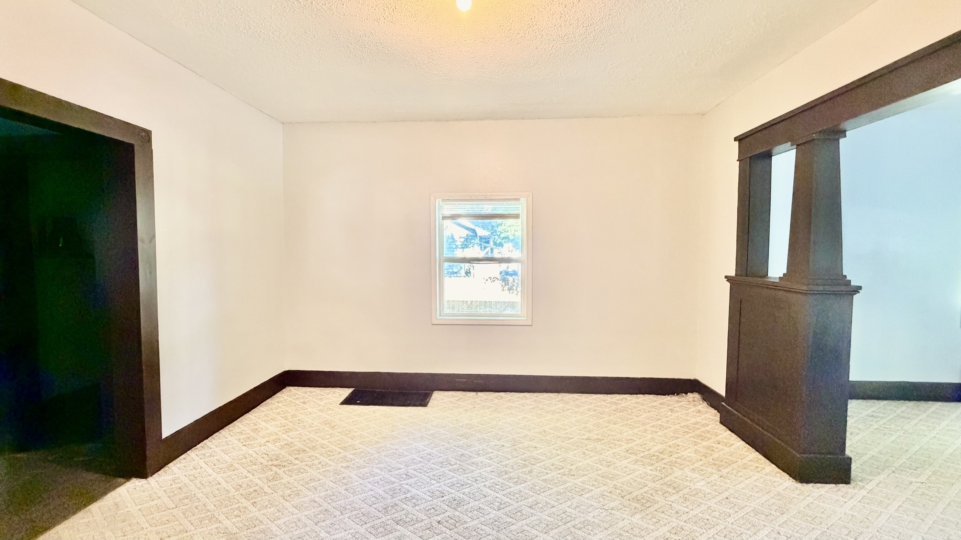617 E 4th Street