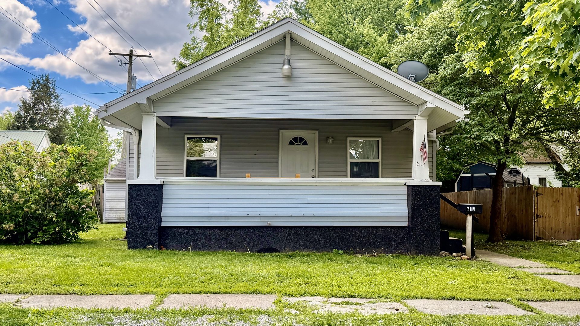 617 E 4th Street