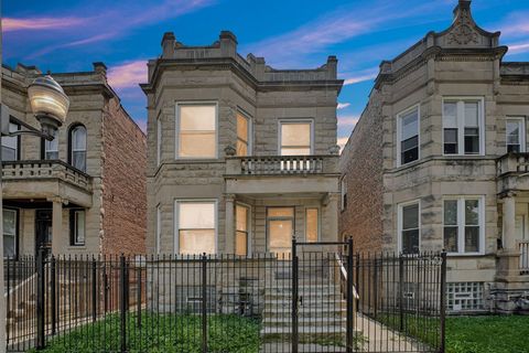4339 W Monroe Street Chicago IL 60624