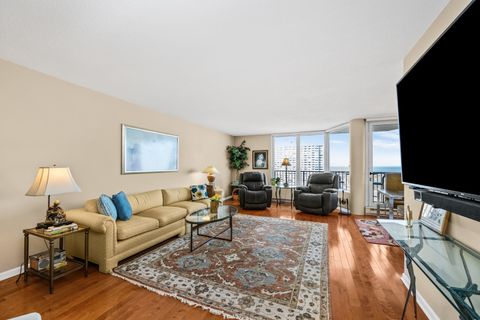 Tiny photo for 4170 N Marine Drive #21F, Chicago, IL 60613 (MLS # 12578064)