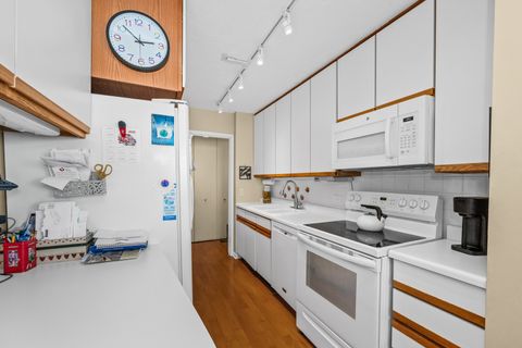 Tiny photo for 4170 N Marine Drive #21F, Chicago, IL 60613 (MLS # 12578064)