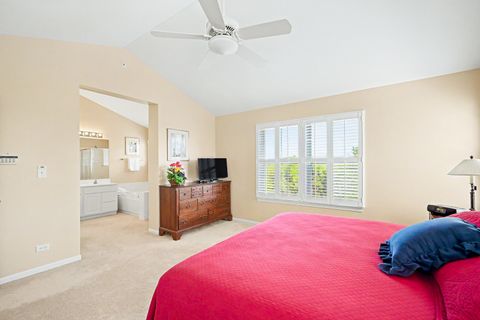 Tiny photo for Glen Ellyn, IL 60137 (MLS # 12641697)