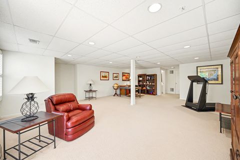 Tiny photo for Glen Ellyn, IL 60137 (MLS # 12641697)