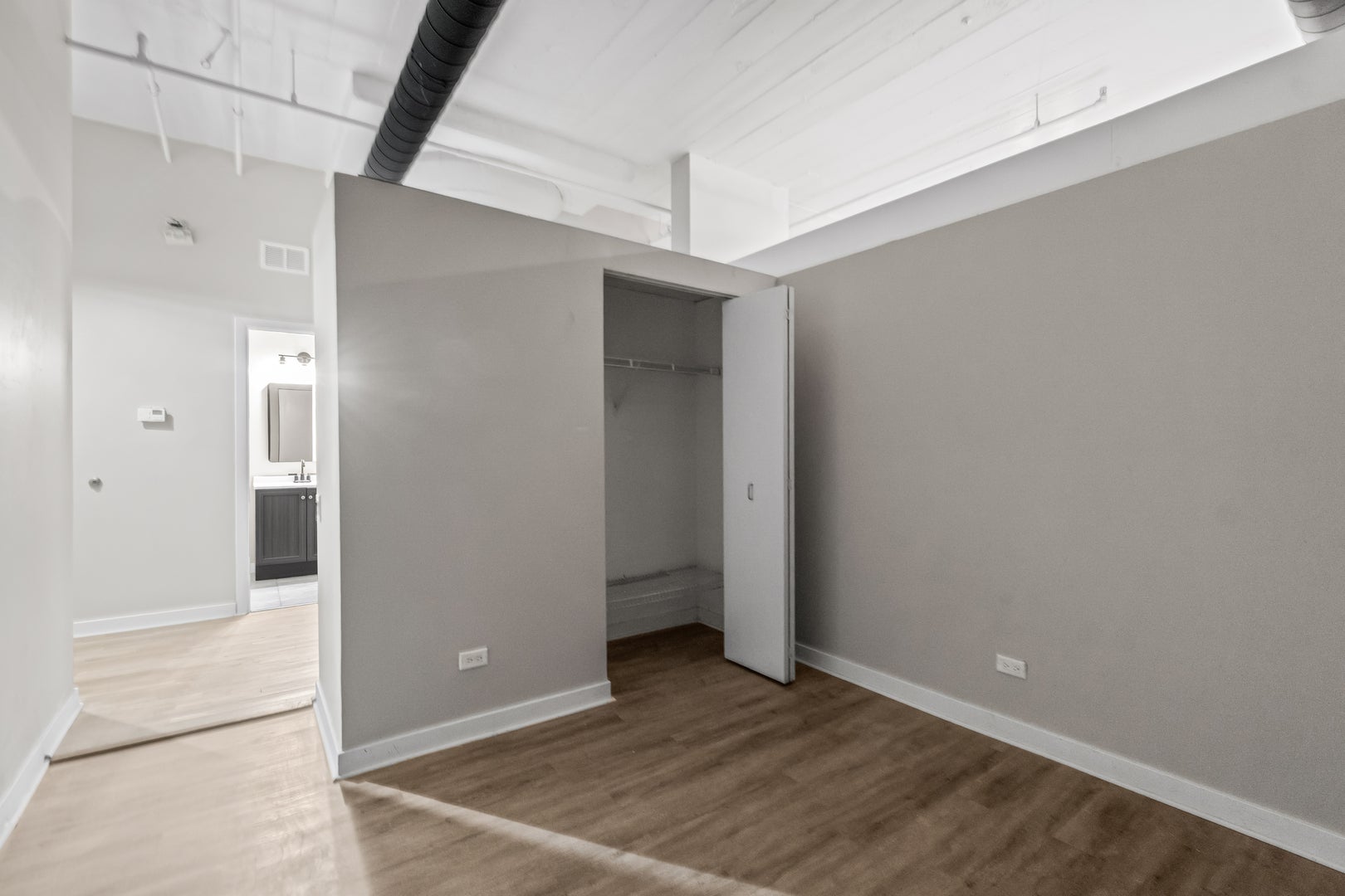 523 S Plymouth Court 505