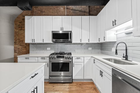 Tiny photo for 523 S Plymouth Court #505, Chicago, IL 60605 (MLS # 12676635)