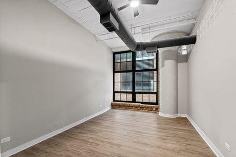 Tiny photo for 523 S Plymouth Court #505, Chicago, IL 60605 (MLS # 12676635)
