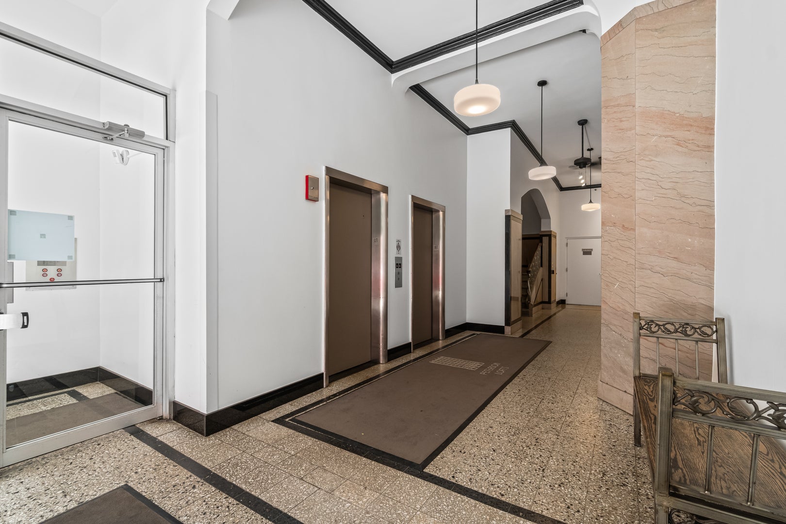 523 S Plymouth Court 505