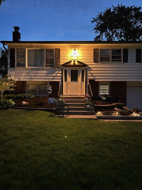 Photo of 16334 Ridgeland Avenue, Tinley Park, IL 60477 (MLS # 12541609)