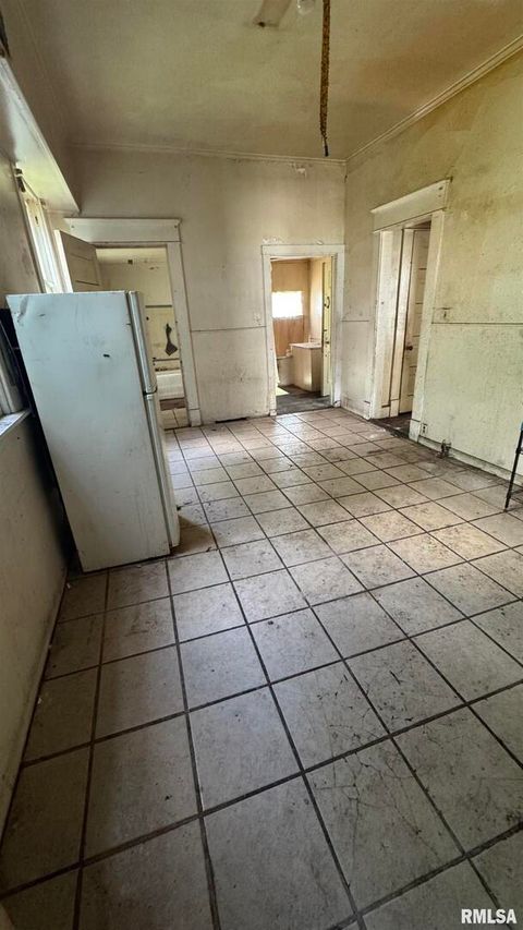 Tiny photo for 1815 W 3RD Street, Davenport, IA 52802 (MLS # QC4265770)