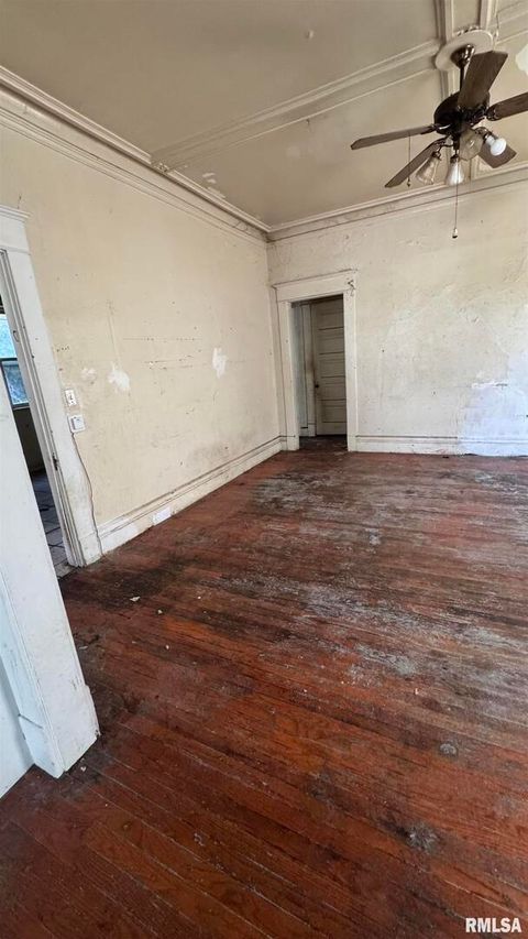 Tiny photo for 1815 W 3RD Street, Davenport, IA 52802 (MLS # QC4265770)