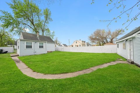Tiny photo for 500 Engle Street, Dolton, IL 60419 (MLS # 12500740)