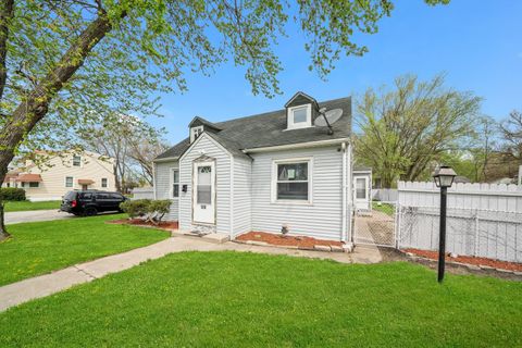 Tiny photo for 500 Engle Street, Dolton, IL 60419 (MLS # 12500740)