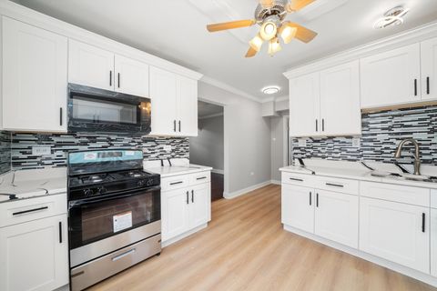 Tiny photo for 500 Engle Street, Dolton, IL 60419 (MLS # 12500740)