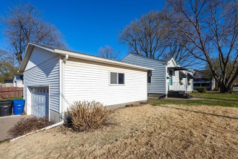 Tiny photo for 2633 16 Street, Moline, IL 61265 (MLS # 12610795)