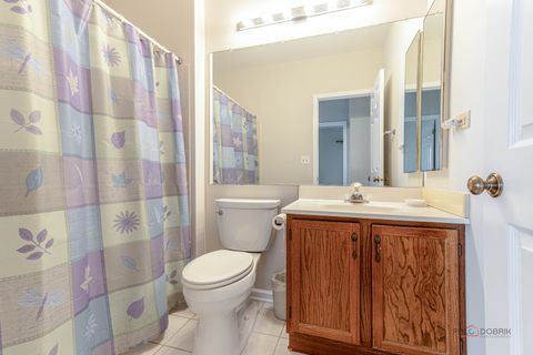 Tiny photo for 1090 Pine Tree Circle N, Buffalo Grove, IL 60089 (MLS # 12625055)