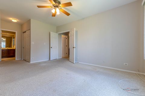 Tiny photo for 1090 Pine Tree Circle N, Buffalo Grove, IL 60089 (MLS # 12625055)