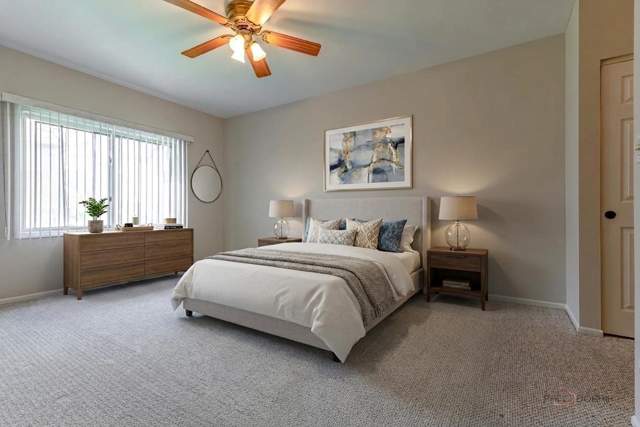 1090 Pine Tree Circle N